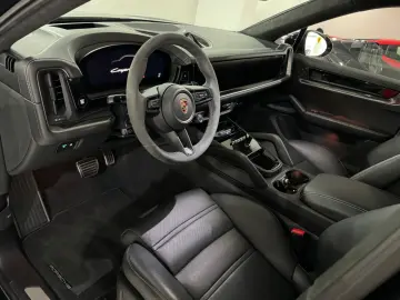 PORSCHE Cayenne Coupe S V8 BOSE PASM Head-Up