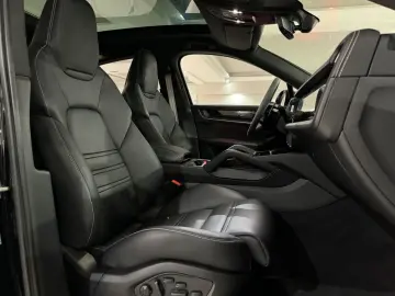 PORSCHE Cayenne Coupe S V8 BOSE PASM Head-Up