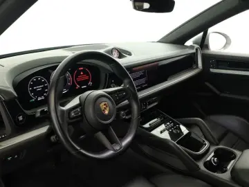 PORSCHE Cayenne Coupé Sport Inno Key 360 Sportabgas 22