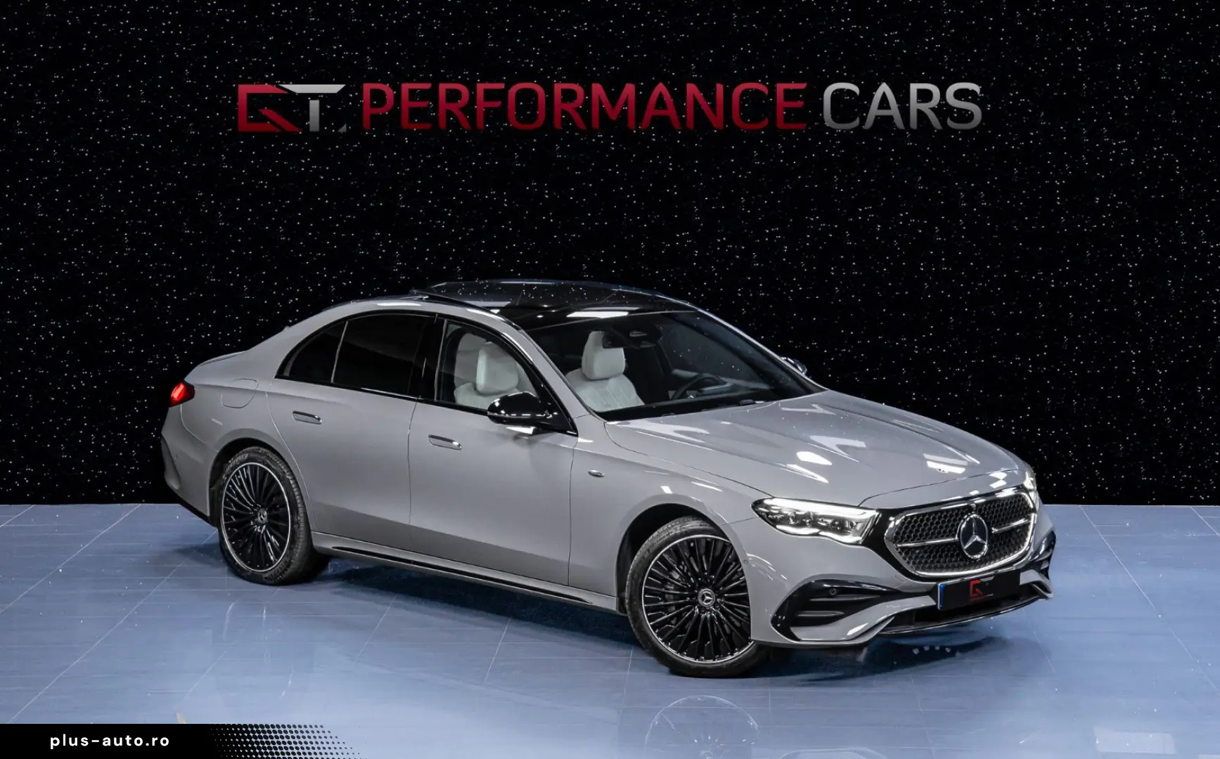 MERCEDES-BENZ E 300 de 4MATIC AMG Alpine Grey Pano Burm-4D