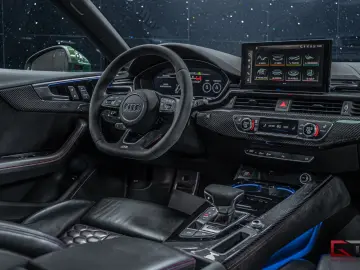 AUDI RS5 Dynamic  Pano RS-Design B&O3D Carbon Massage