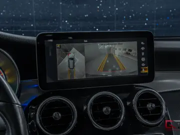 MERCEDES-BENZ GLC 300 e 4MATIC AMG Pano Burm AIRMATIC