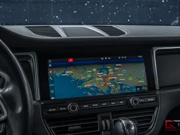 PORSCHE Macan Nordic PDK Pano 21  RS Spyder Steer