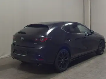 MAZDA 3 2.0 SKYACTIV-G Homura NAVI LED HUD