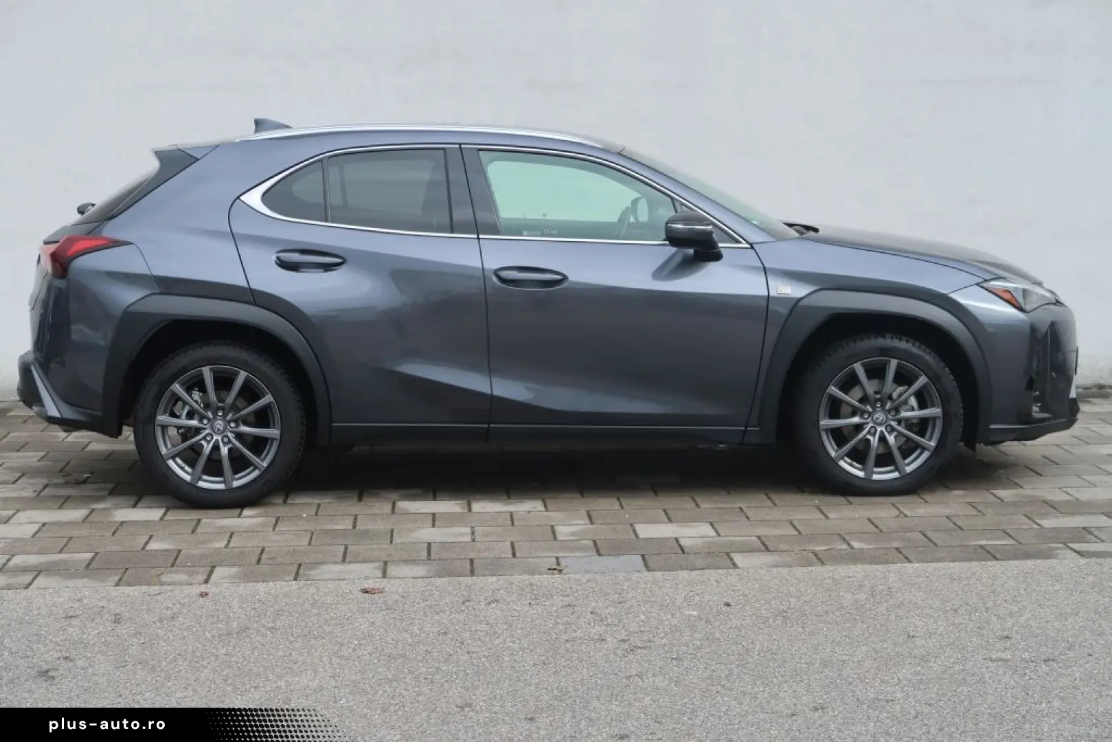 LEXUS UX 250h F SPORT Design
