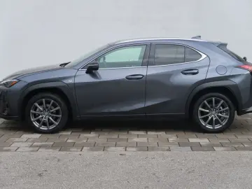 LEXUS UX 250h F SPORT Design