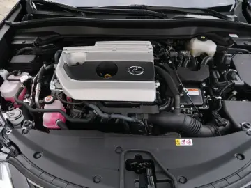 LEXUS UX 250h F SPORT Design