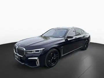 BMW 745e M Sport TV HUD Massa SoftClo Glasd H K Gest