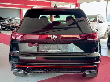 VW Touareg 3x R-Line Black Luft Pano ACC 360