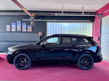 VW Touareg 3x R-Line Black Luft Pano ACC 360