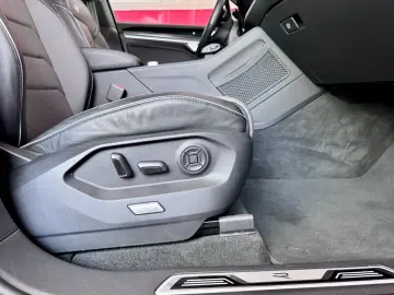 VW Touareg 3x R-Line Black Luft Pano ACC 360