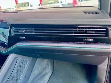 VW Touareg 3x R-Line Black Luft Pano ACC 360