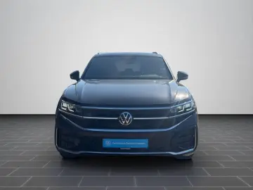 VW Touareg R-LINE 3.0 TDI V6 4MOTION IQ.LIGHT NAVI