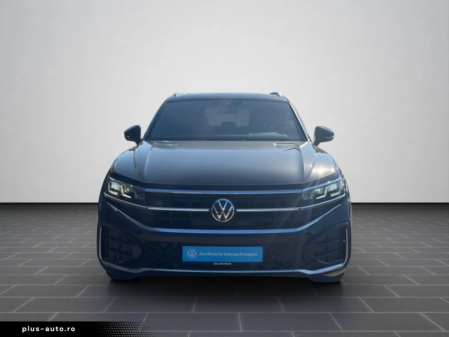 VW Touareg R-LINE 3.0 TDI V6 4MOTION IQ.LIGHT NAVI