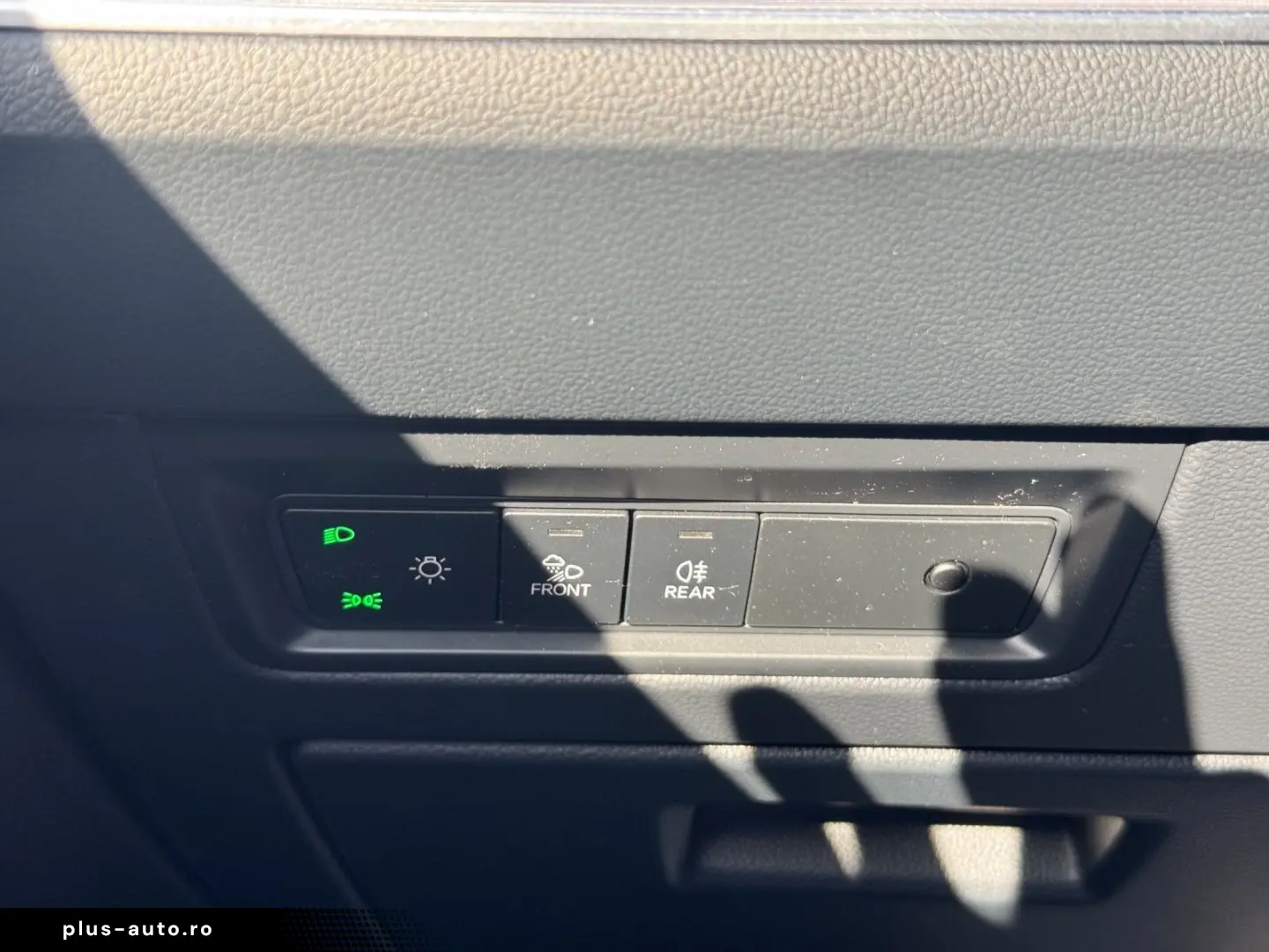 VW Touareg R-LINE 3.0 TDI V6 4MOTION IQ.LIGHT NAVI