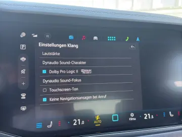 VW Touareg R-LINE 3.0 TDI V6 4MOTION IQ.LIGHT NAVI
