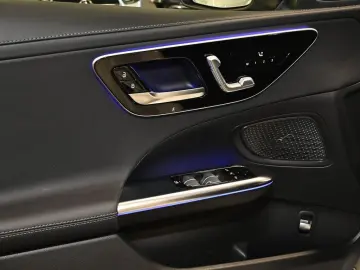 MERCEDES-BENZ C 300 de 4M AMG Sport Advanced  LED