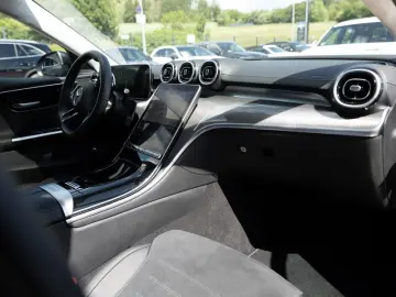 MERCEDES-BENZ C 300 d 4M AMG-Sport Pano AHK Distr So…