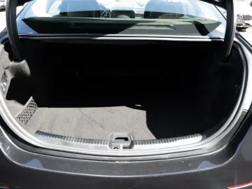 MERCEDES-BENZ C 300 d 4M AMG-Sport Pano AHK Distr So…