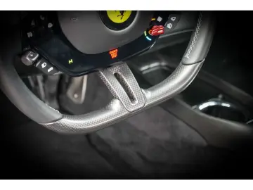 FERRARI 296 GTB  Carbon LED Lift Daytona-Racingseats JBL