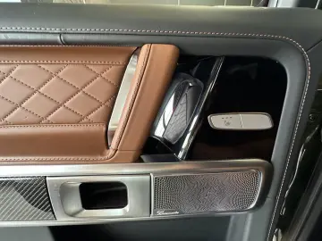 MERCEDES-BENZ G 63 AMG  Carbon Designo Drivers Package