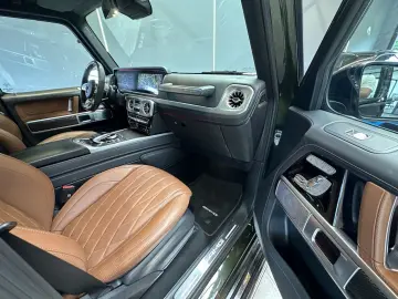 MERCEDES-BENZ G 63 AMG  Carbon Designo Drivers Package