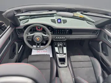 PORSCHE 911 Carrera GTS Cabriolet