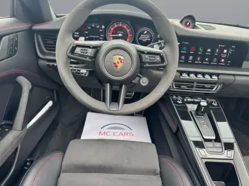 PORSCHE 911 Carrera GTS Cabriolet