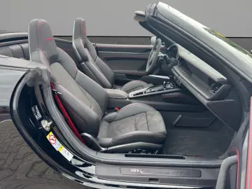 PORSCHE 911 Carrera GTS Cabriolet