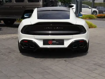 ASTON MARTIN Vanquish V12 by  Q  full CARBON-Sonderl…