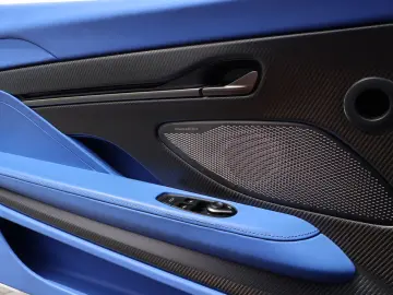 ASTON MARTIN Vanquish V12 by  Q  full CARBON-Sonderl…