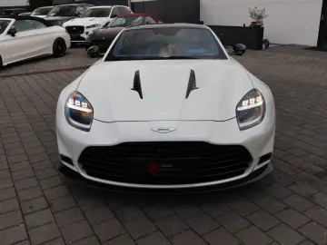 ASTON MARTIN Vanquish V12 by  Q  full CARBON-Sonderl…