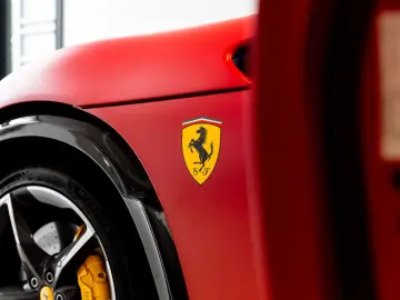 FERRARI Purosangue ~Ferrari Munsterhuis~