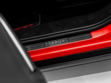 FERRARI Purosangue ~Ferrari Munsterhuis~