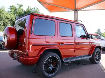 MERCEDES-BENZ G 63 AMG Exklusiv Distronic Burmester Carbon