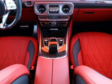 MERCEDES-BENZ G 63 AMG Exklusiv Distronic Burmester Carbon