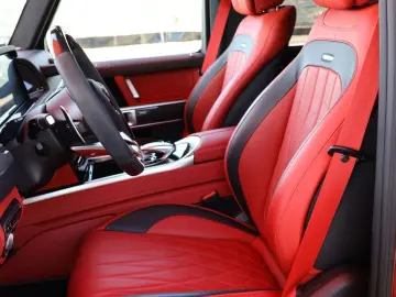 MERCEDES-BENZ G 63 AMG Exklusiv Distronic Burmester Carbon