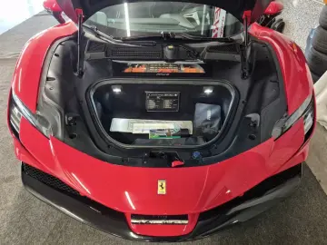 FERRARI SF90 Stradale DAYTONA RACING SEATS FULL ELECTRIC