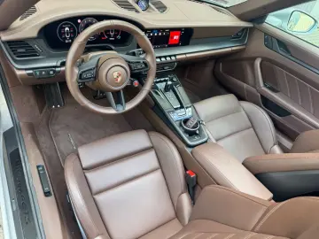 PORSCHE 911 Targa 4 GTS T-Hybrid LIFT.BOSE.18 WEGE.360