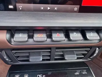 PORSCHE 911 Targa 4 GTS T-Hybrid LIFT.BOSE.18 WEGE.360