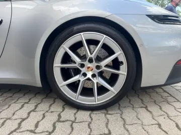 PORSCHE 911 Targa 4 GTS T-Hybrid LIFT.BOSE.18 WEGE.360