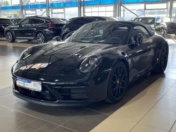 PORSCHE 992 Carrera 4 GTS BOSE InnoDrive Sportabgasanlag