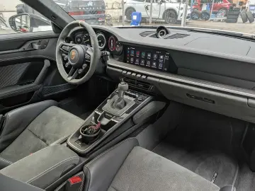 PORSCHE 911 992 GT3 RS Clubsport LIFT BOSE