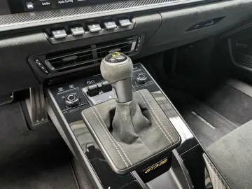 PORSCHE 911 992 GT3 RS Clubsport LIFT BOSE