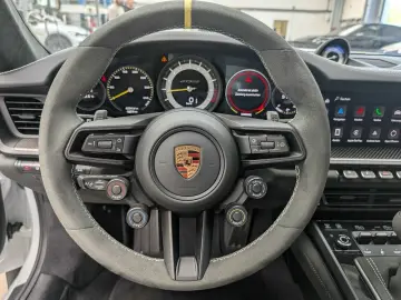 PORSCHE 911 992 GT3 RS Clubsport LIFT BOSE
