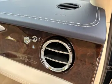 BENTLEY New Bentayga V8 First Edition