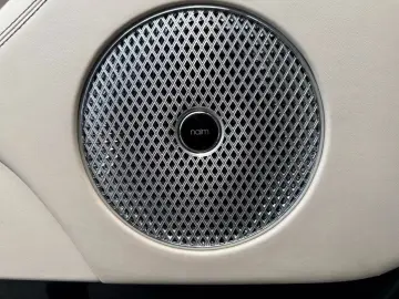 BENTLEY New Bentayga V8 First Edition