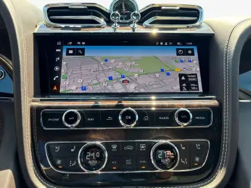 BENTLEY New Bentayga V8 First Edition