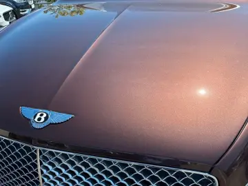 BENTLEY New Bentayga V8 First Edition