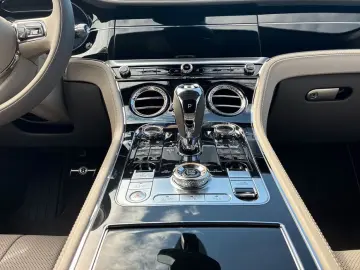 BENTLEY New Continental GT Convertible V8 Azure